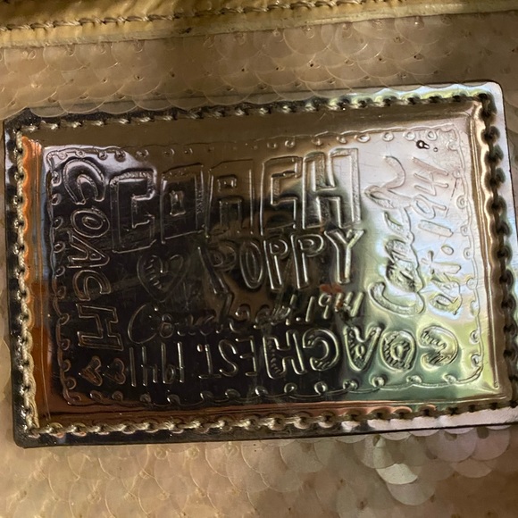 VINTAGE Rare Coach Opal Poppy Sequin Rocker bag with matching wristlet! - Picture 4 of 10